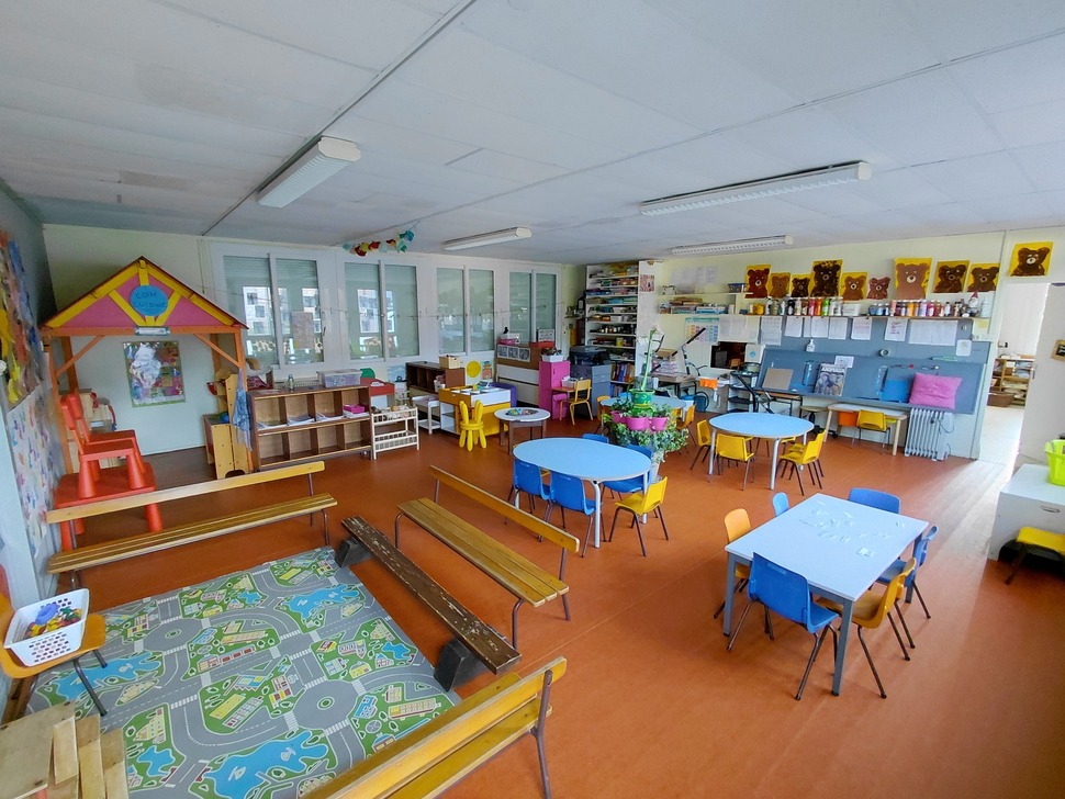 Ecole Classe de matérielle intérieur (1)