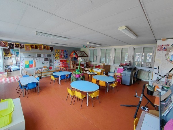 Ecole Classe de matérielle intérieur (2)