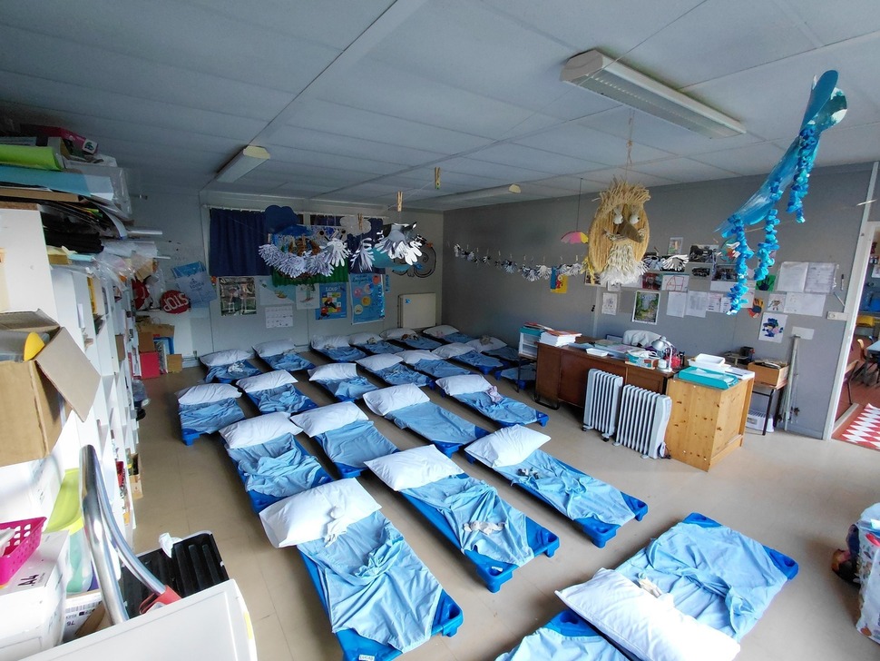 Ecole Classe de matérielle intérieur (4)
